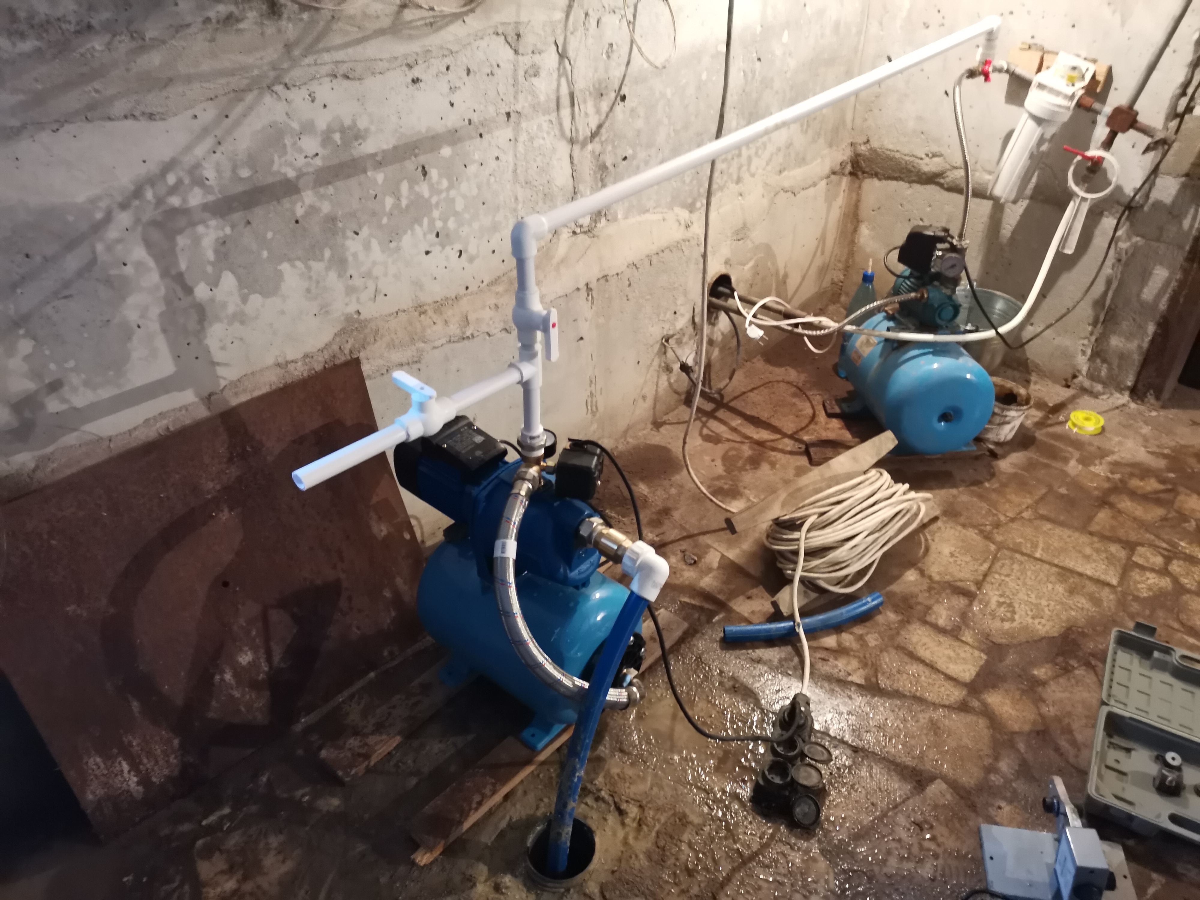 Абиссинская скважина в доме